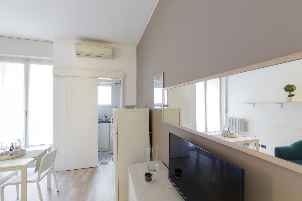 Residence Mignoncase Tre Milano Exteriör bild